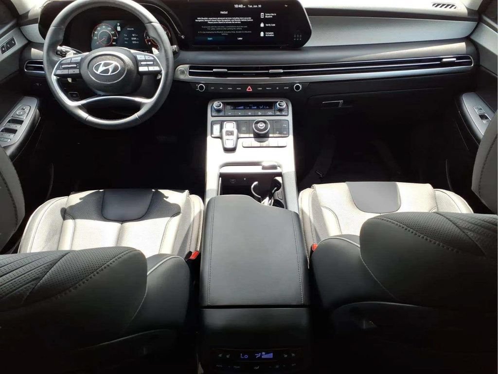 Used 2024 Hyundai Palisade SEL FWD image 9