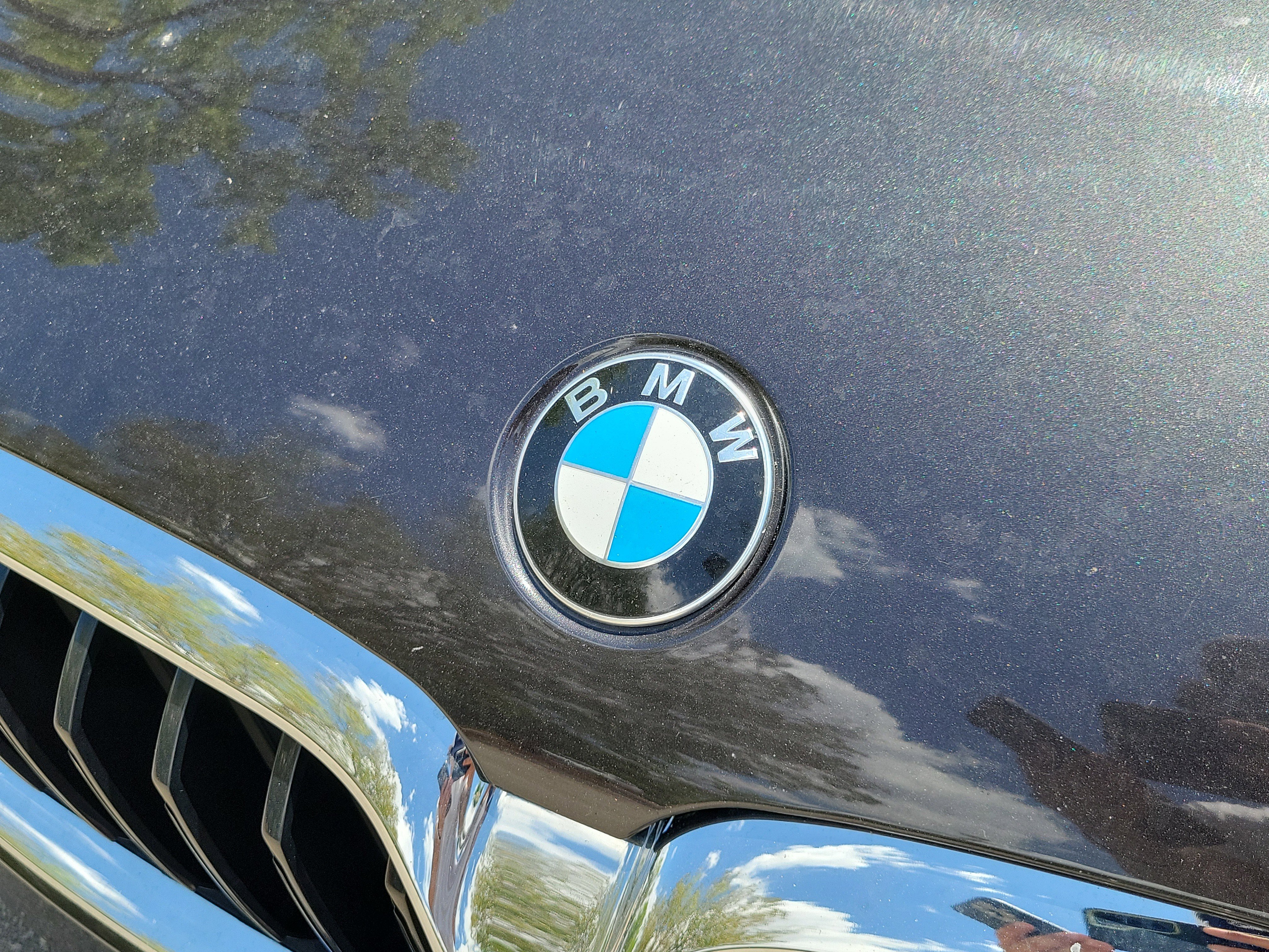 Used 2023 BMW 530i w/ Premium Package RWD image 5