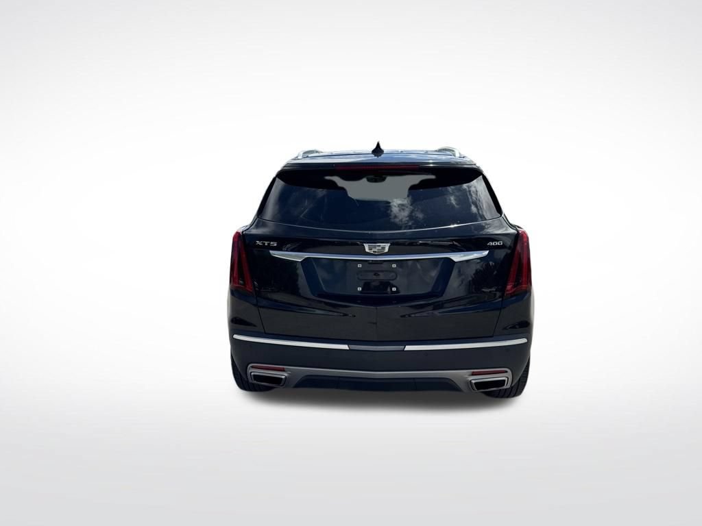 Used 2024 Cadillac XT5 Premium Luxury w/ Technology Package FWD image 7