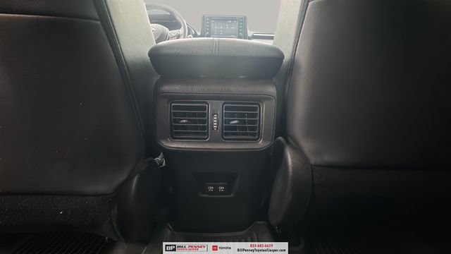 Used 2020 Toyota RAV4 XLE Premium image 14