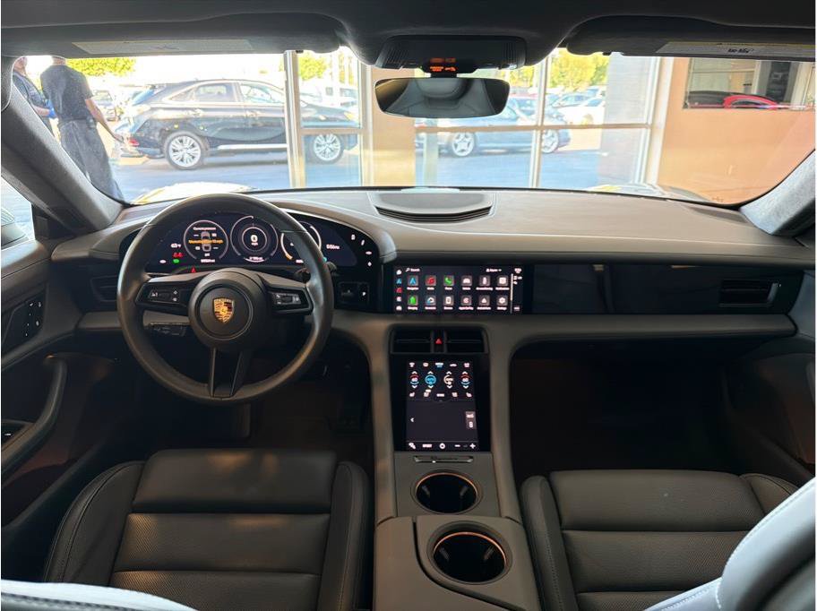 Used 2020 Porsche Taycan AWD/4WD image 15