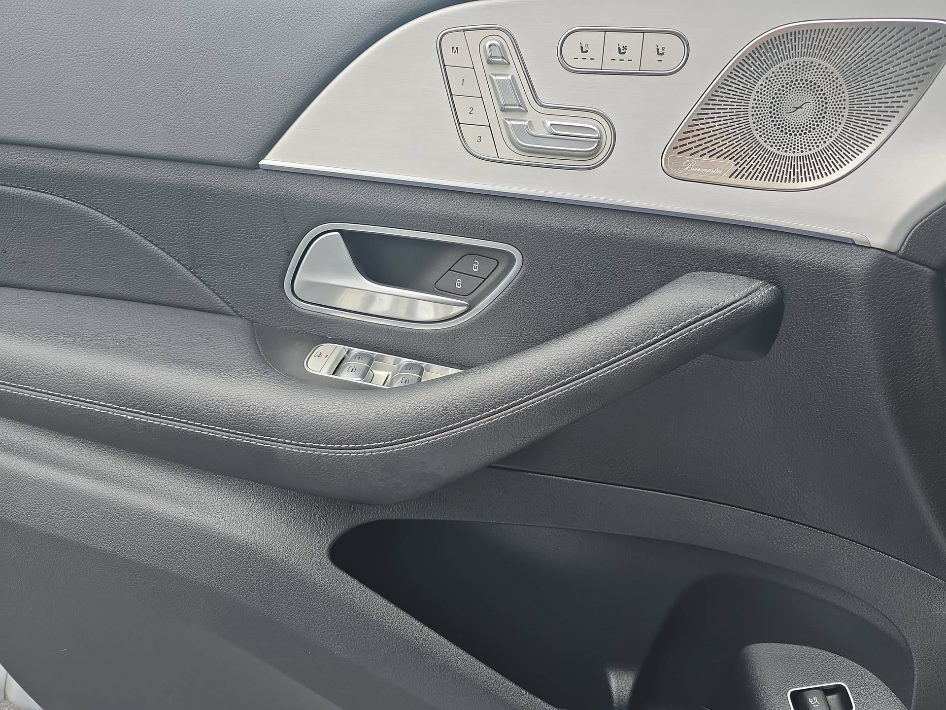Certified 2024 Mercedes-Benz GLS 450 4MATIC image 26