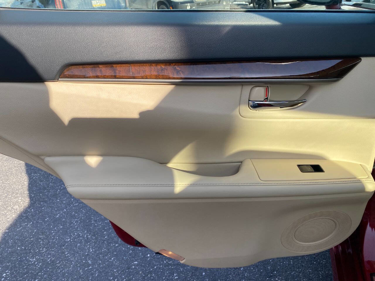 Used 2015 Lexus ES 350 image 24