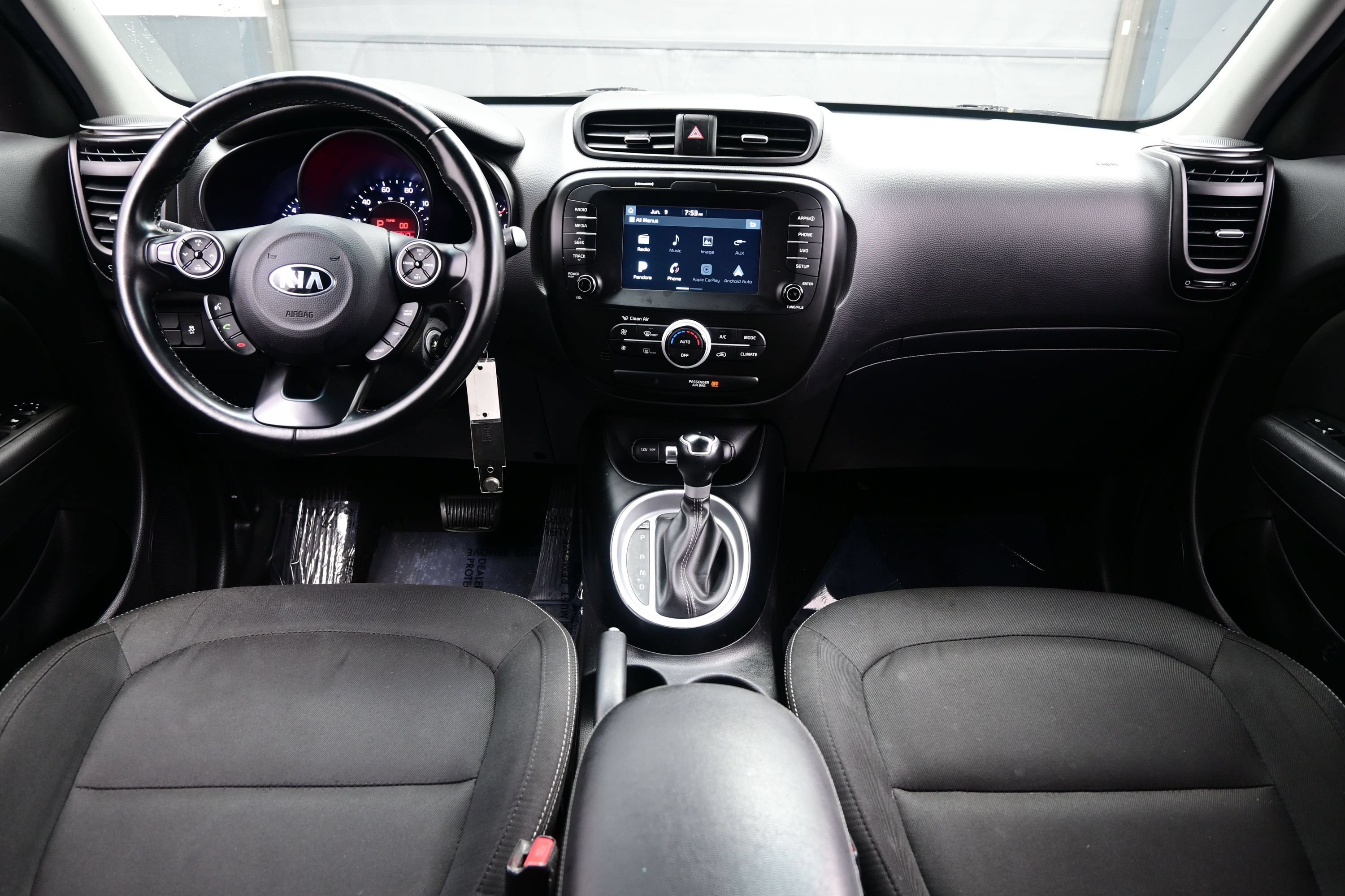Used 2019 Kia Soul + FWD image 15