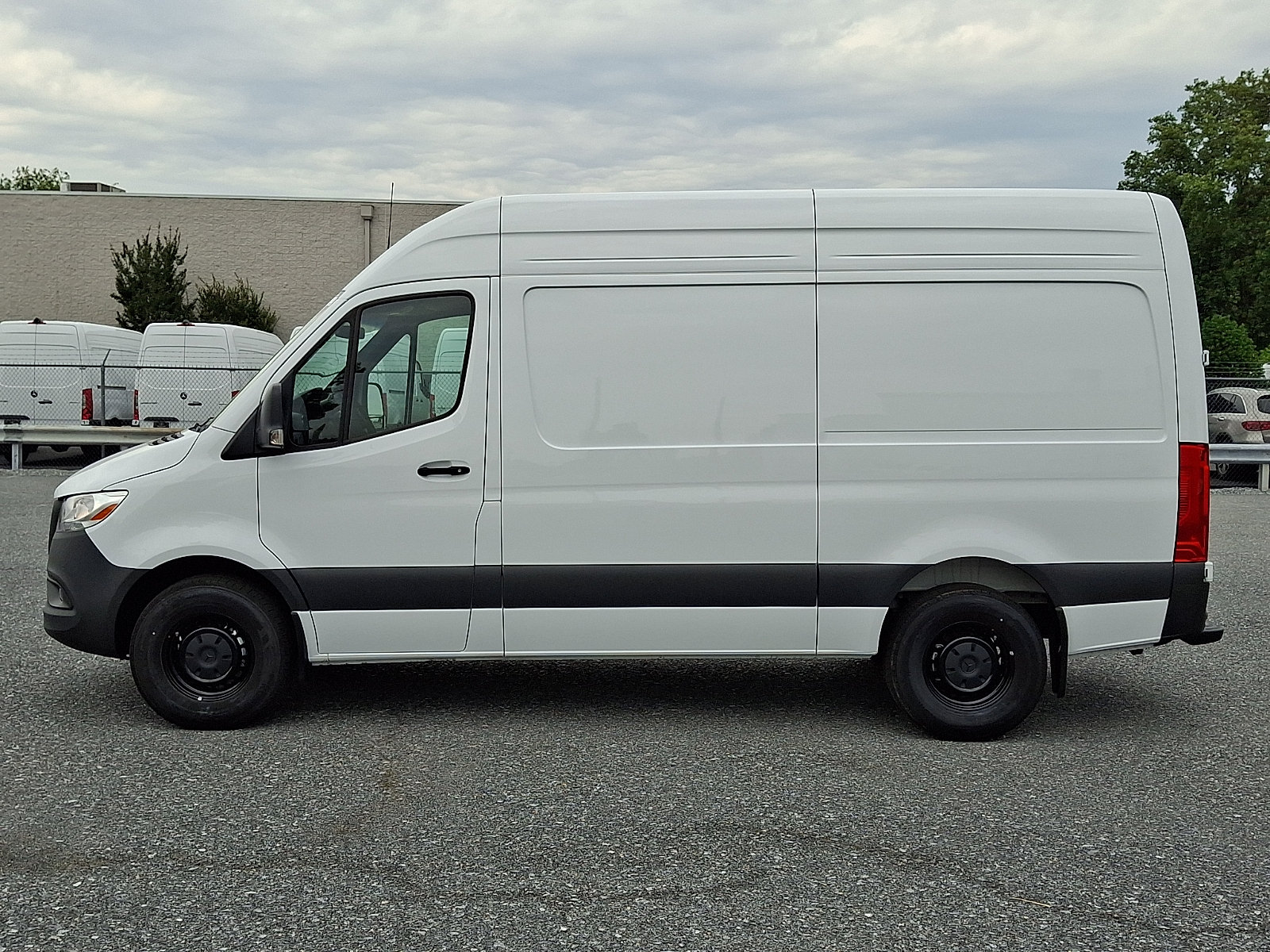 Used 2025 Mercedes-Benz Sprinter 2500 image 8