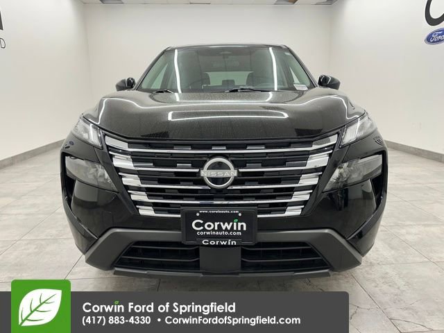 Used 2025 Nissan Rogue SV image 7