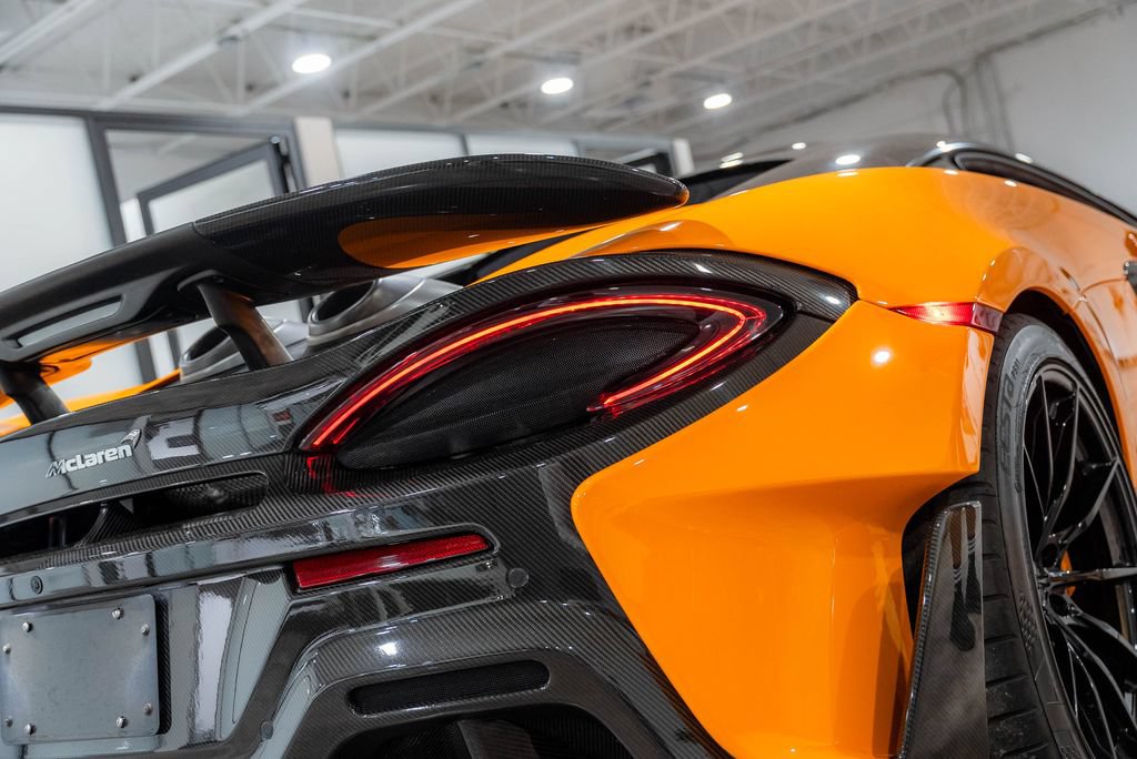 Used 2019 McLaren 600LT RWD image 34