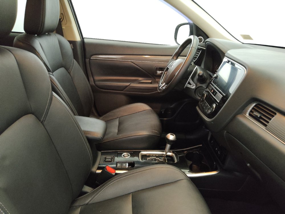 Used 2019 Mitsubishi Outlander GT AWD/4WD image 21
