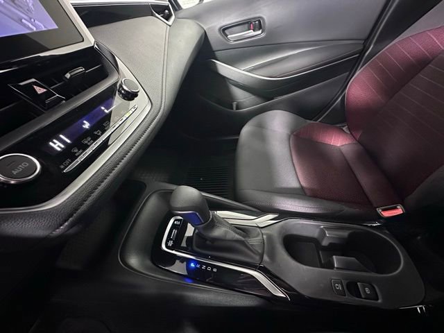 Used 2023 Toyota Corolla SE FWD image 28