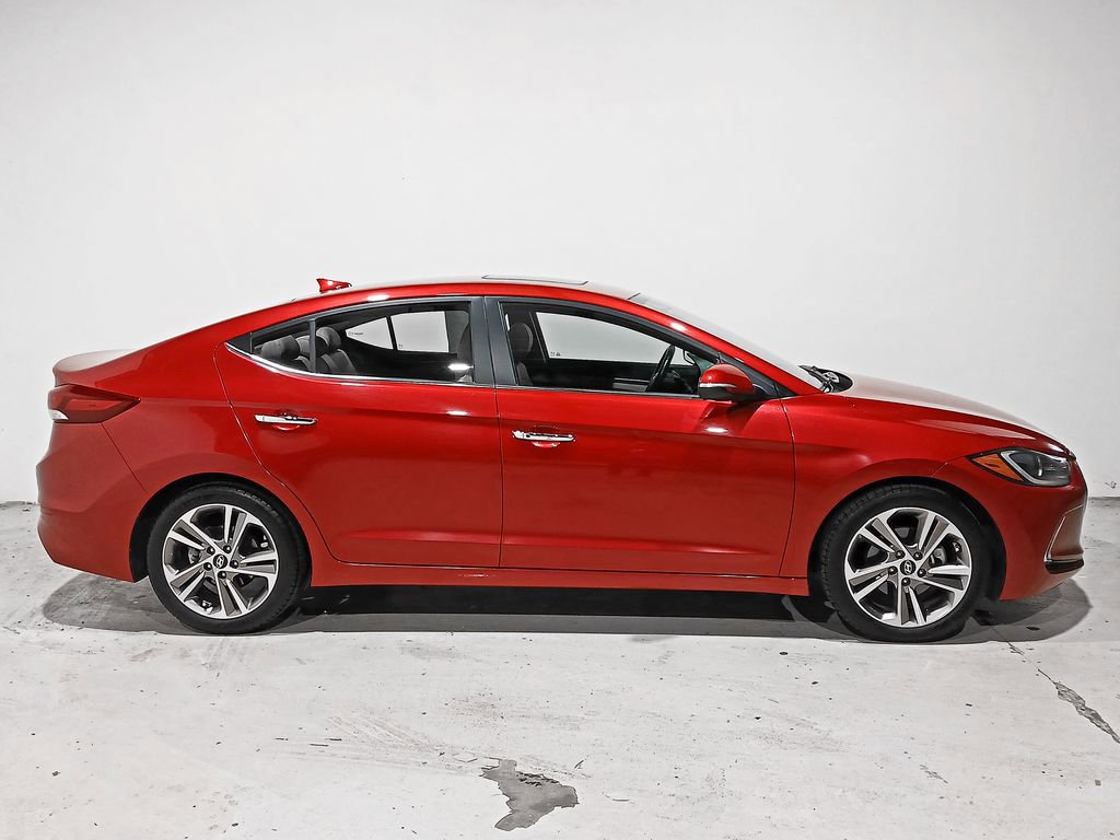Used 2017 Hyundai Elantra Limited w/ Limited Tech Package 04 FWD image 7