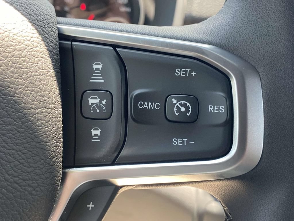 New 2026 RAM 2500 Big Horn AWD/4WD image 28