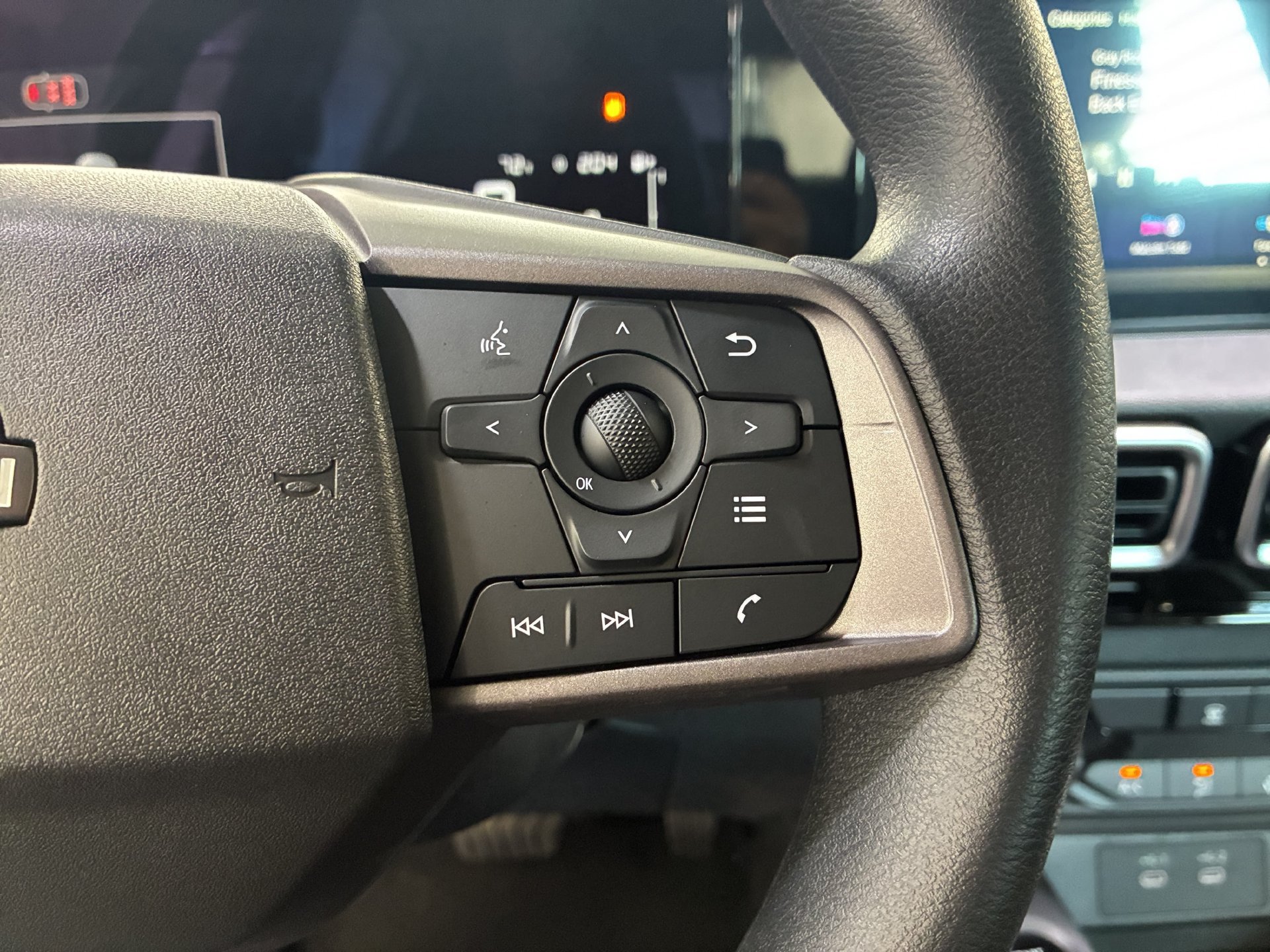 New 2027 Nissan Sentra S w/ Floor Mat Package FWD image 18