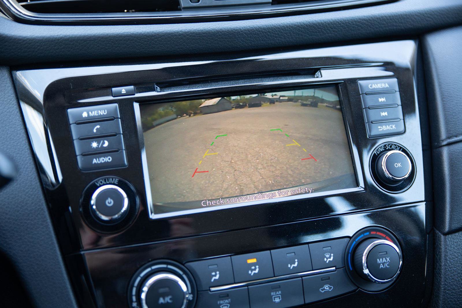 Used 2020 Nissan Rogue S AWD/4WD image 15