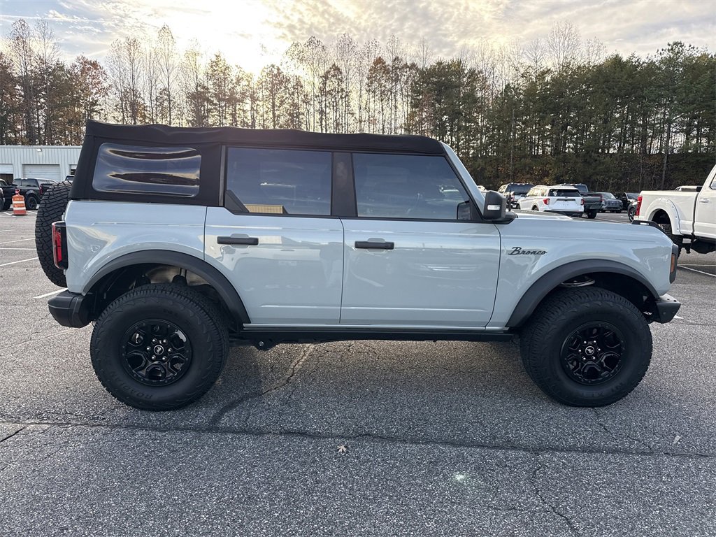 Used 2021 Ford Bronco Badlands image 8