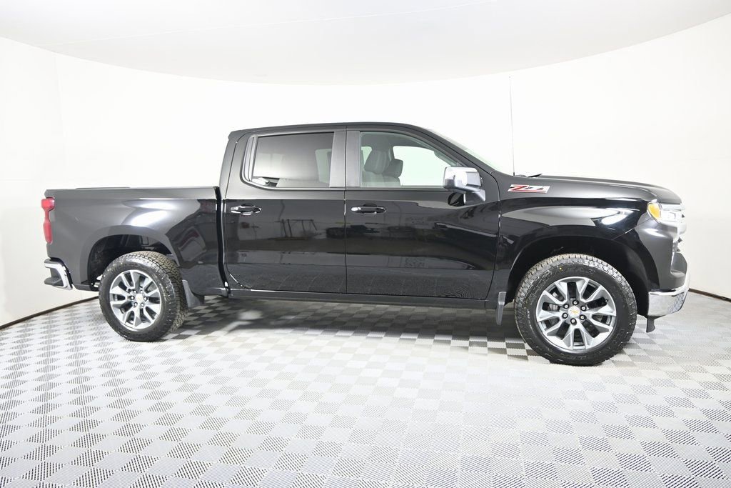 New 2026 Chevrolet Silverado 1500 LT w/ All Star Edition Plus image 9