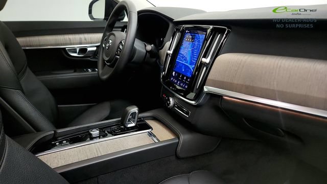 Used 2023 Volvo S90 B6 Plus AWD/4WD image 35