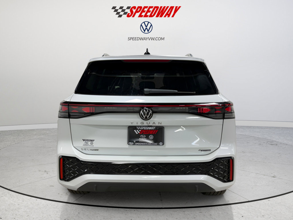 New 2026 Volkswagen Tiguan SEL R-Line image 6