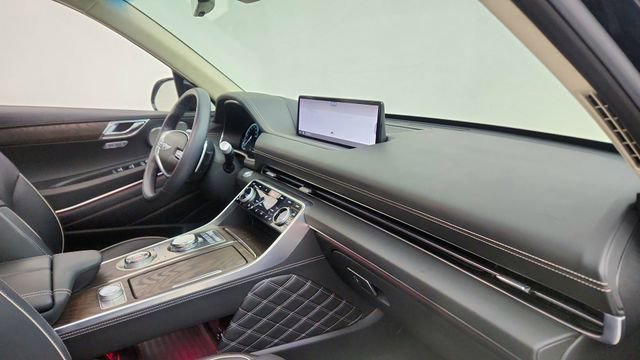 Used 2024 Genesis GV80 3.5T Prestige Signature image 22