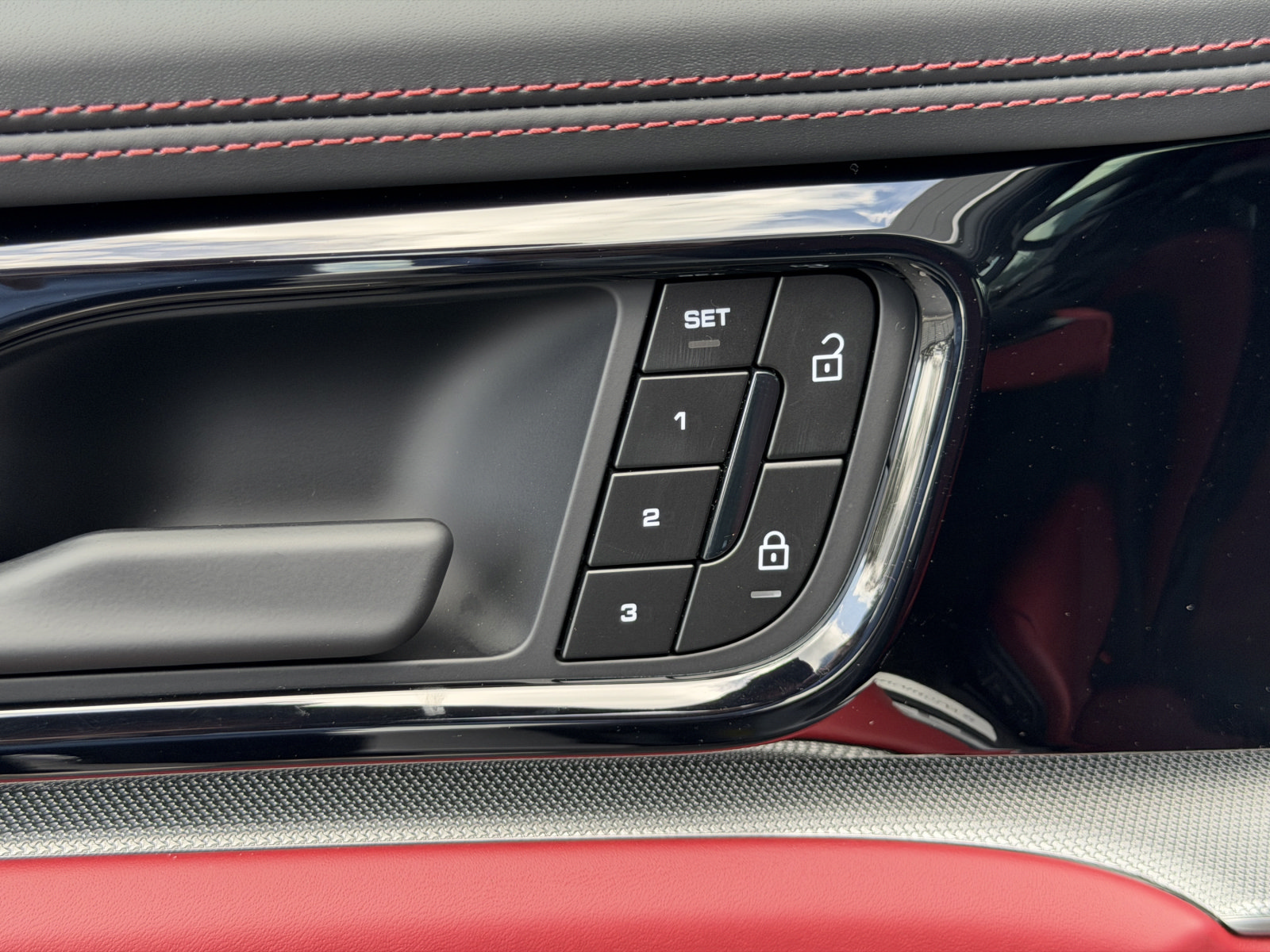 New 2026 Porsche Panamera 4 AWD/4WD image 22