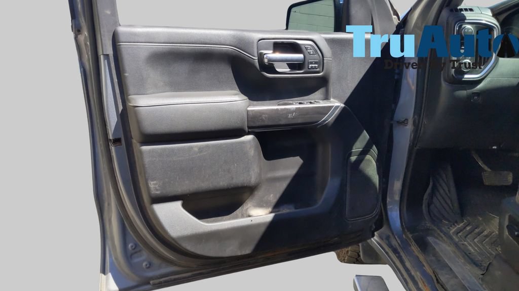 Used 2021 Chevrolet Silverado 1500 LTZ AWD/4WD image 15