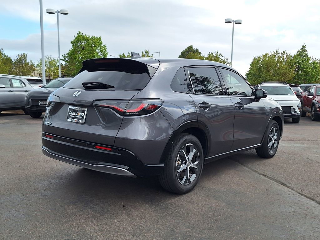 Used 2025 Honda HR-V EX-L image 3