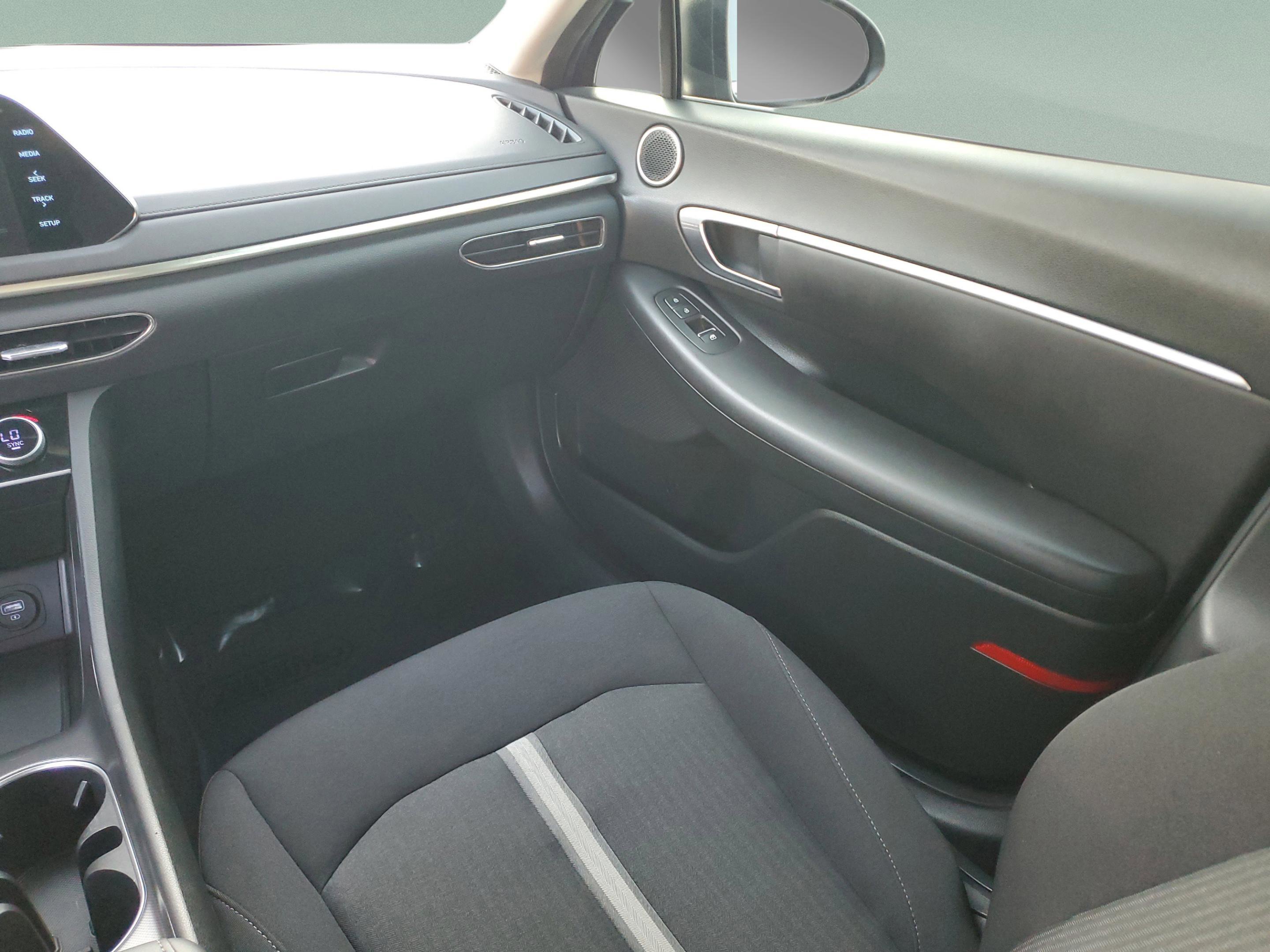 Used 2023 Hyundai Sonata SEL image 12