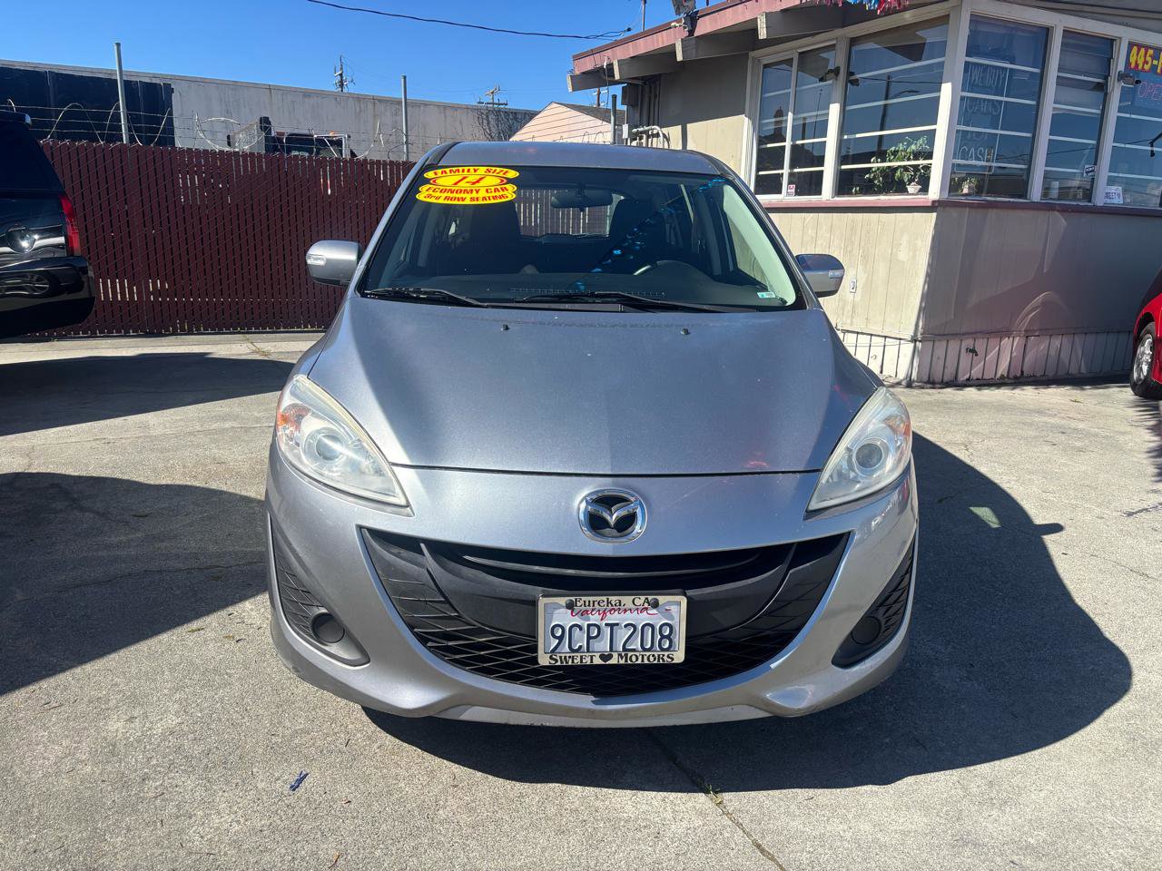 Used 2014 MAZDA MAZDA5 Sport image 2