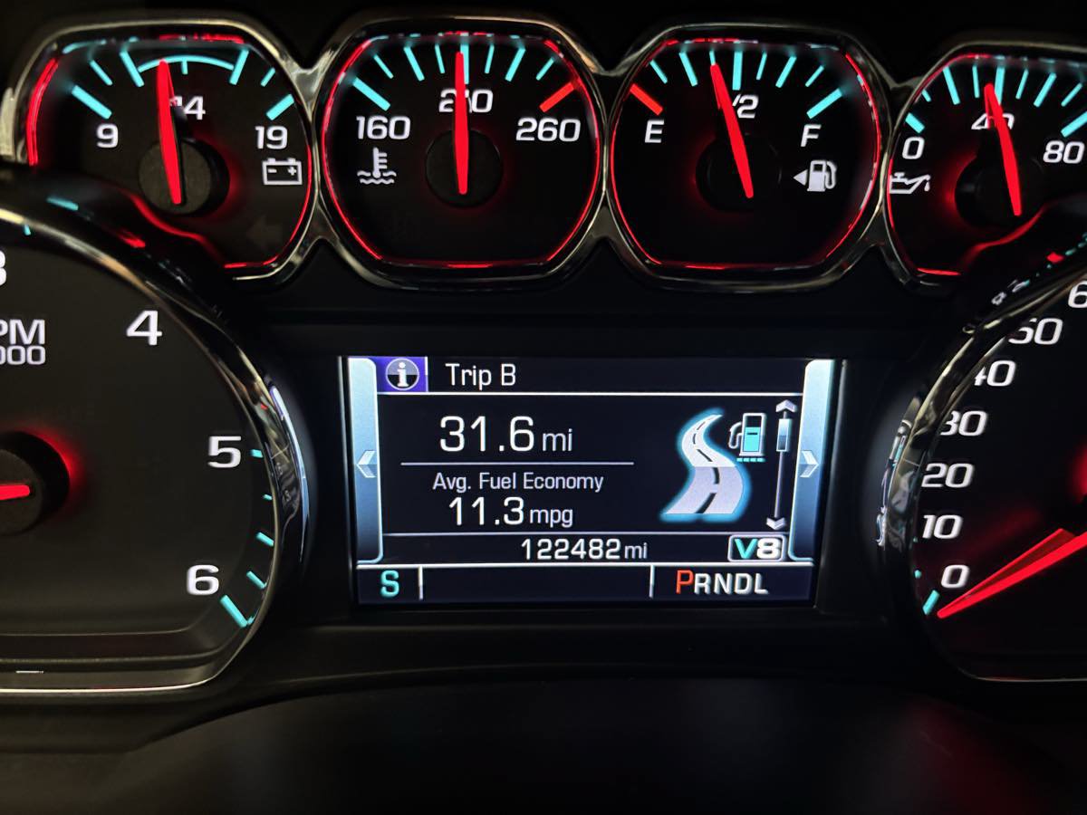 Used 2018 GMC Yukon XL SLE w/ SLE Value Package RWD image 15