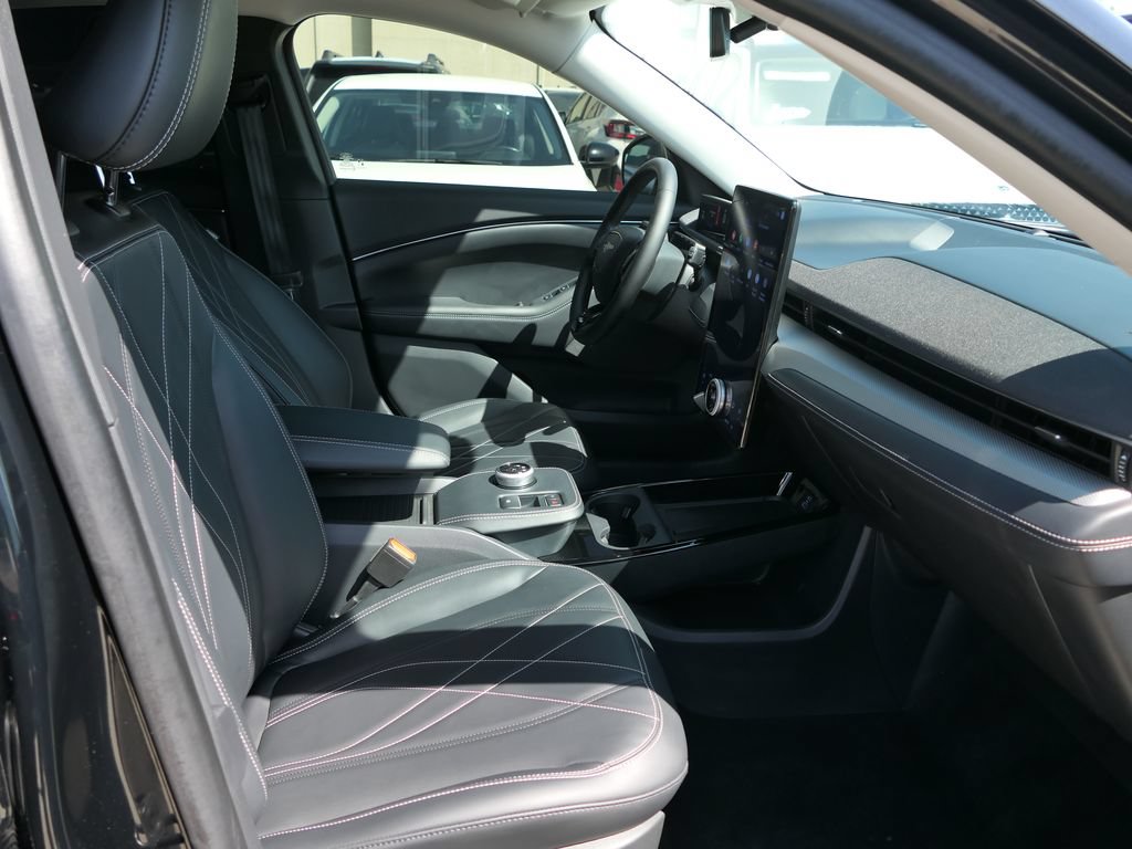 Used 2023 Ford Mustang Mach-E Select RWD image 25