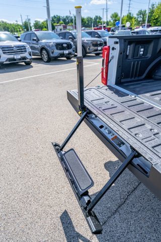 New 2026 Ford F350 XLT w/ XLT Premium Package AWD/4WD image 9