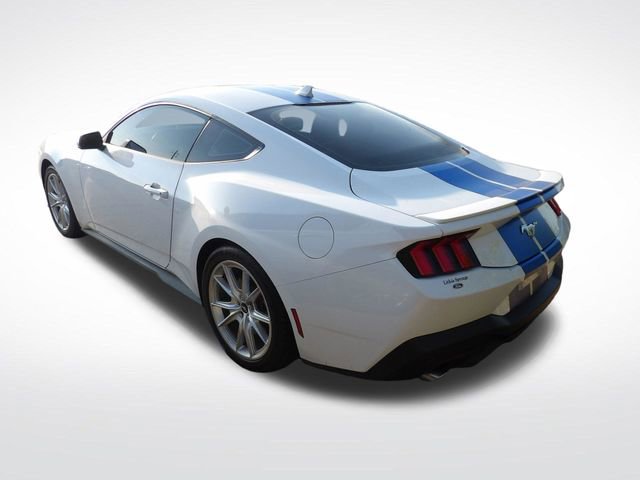 Used 2024 Ford Mustang Premium RWD image 9