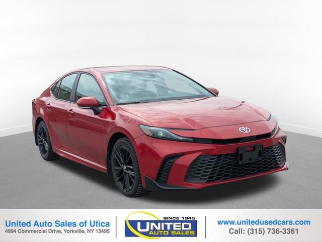 Used 2025 Toyota Camry SE w/ Convenience Package AWD/4WD image 1