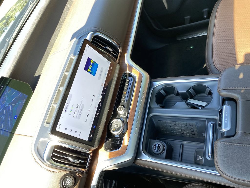 New 2025 Ford Expedition King Ranch image 26