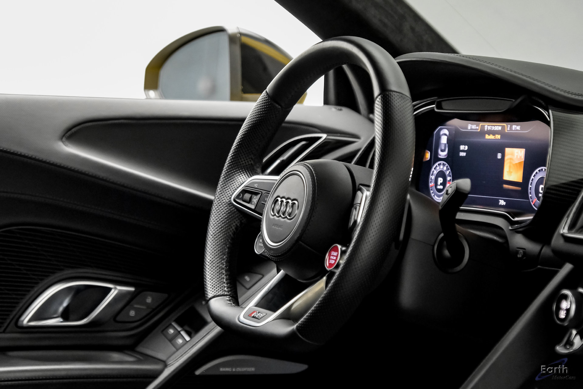Used 2021 Audi R8 V10 w/ Premium Package RWD image 58