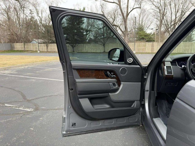Used 2021 Land Rover Range Rover Westminster Edition image 19