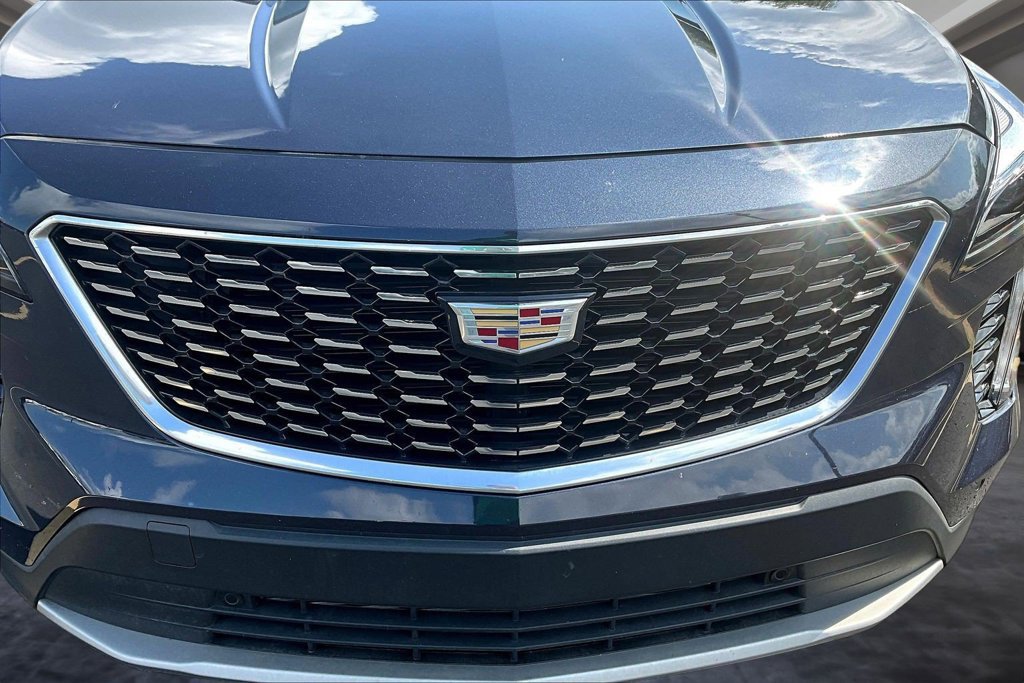 Certified 2023 Cadillac XT4 Premium Luxury w/ Cold Weather Package AWD/4WD image 31