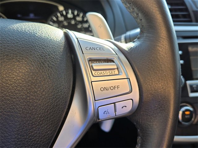 Used 2017 Nissan Altima 3.5 SR w/ Interior Lighting Package image 24