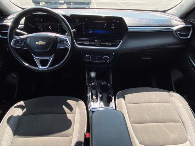 Used 2024 Chevrolet TrailBlazer LT w/ Convenience Package AWD/4WD image 21