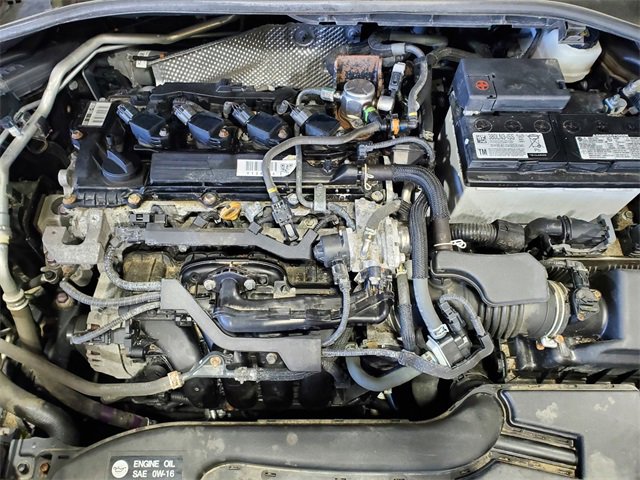 Used 2022 Toyota Corolla Cross L image 26