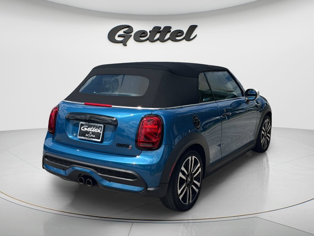 Used 2024 MINI Cooper S w/ Signature Upholstery Package FWD image 5