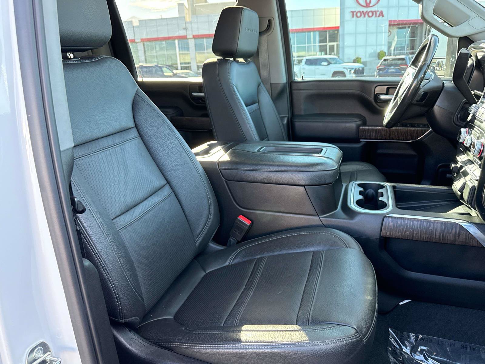Used 2022 GMC Sierra 3500 Denali AWD/4WD image 19