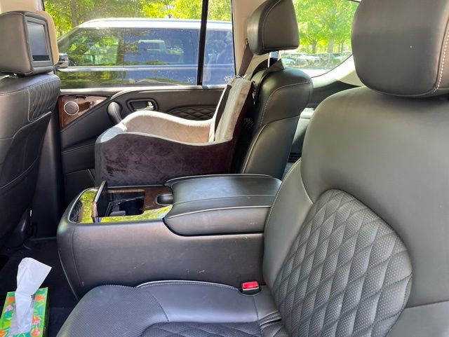 Used 2018 INFINITI QX80 4WD w/ Deluxe Technology Package image 3