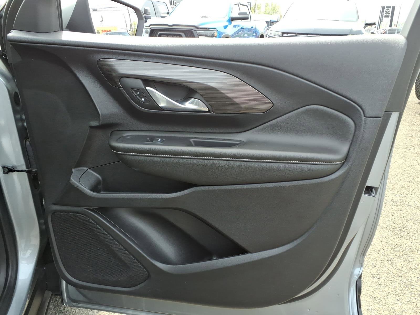 Certified 2024 GMC Terrain SLE image 14