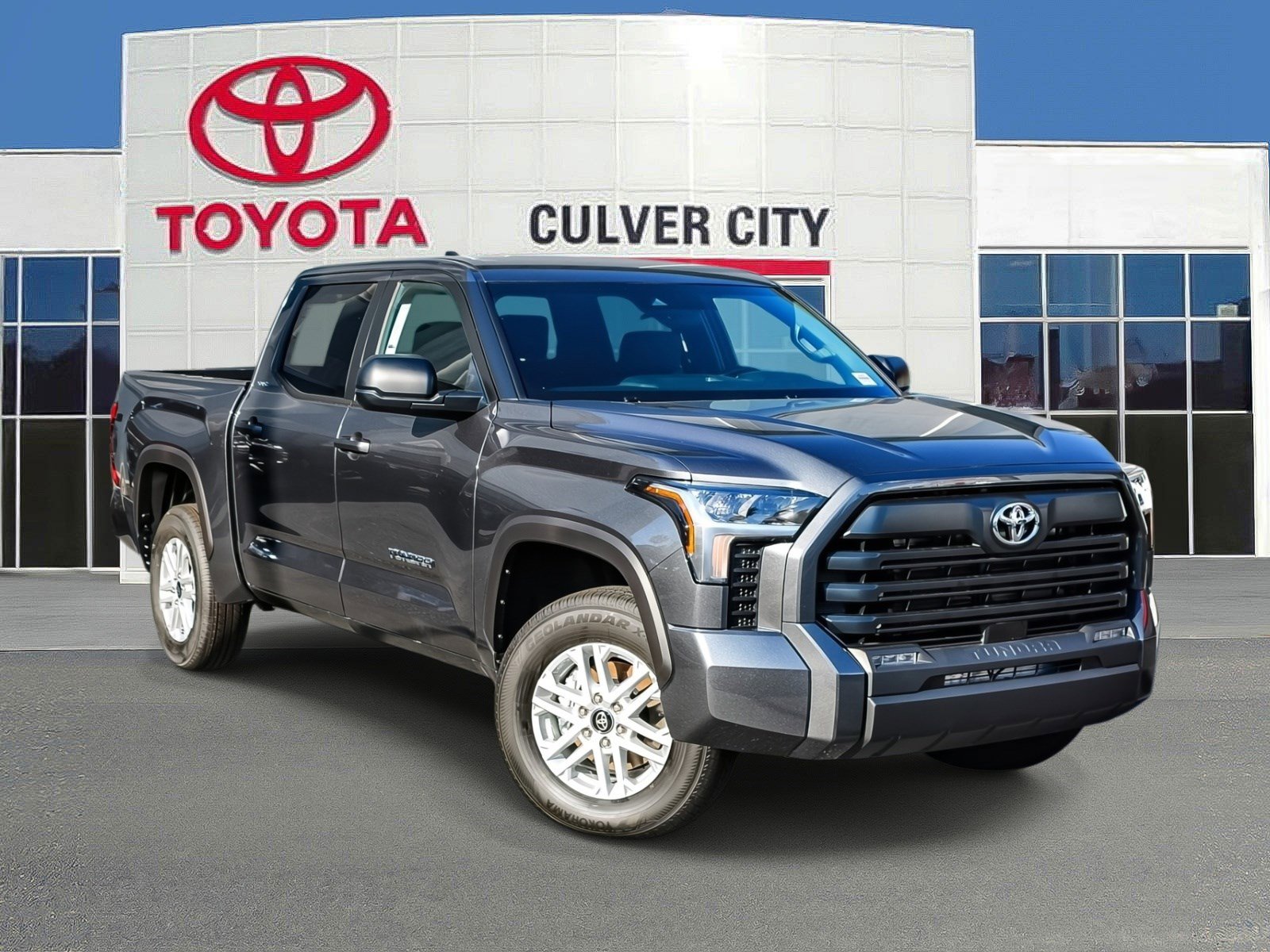 New 2026 Toyota Tundra SR5