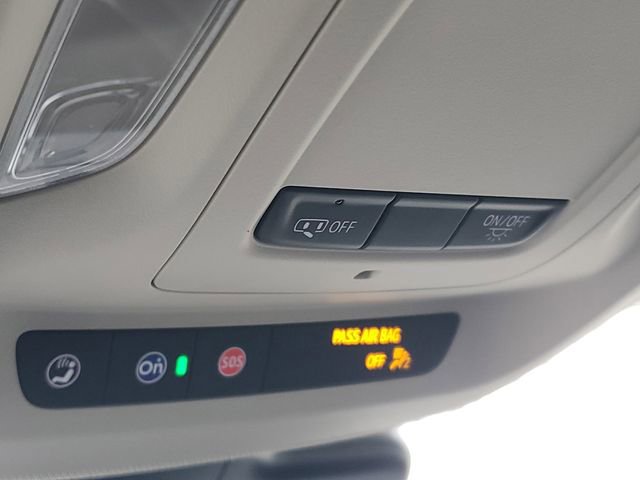 Used 2023 Buick Envision Essence image 31