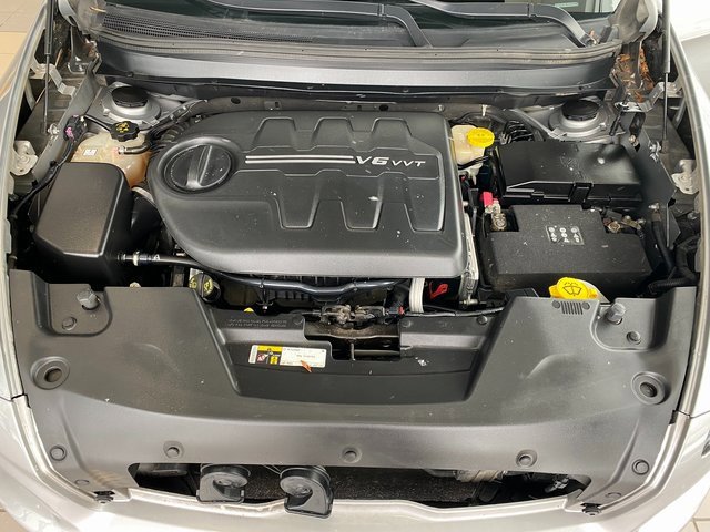 Used 2016 Jeep Cherokee Latitude w/ Cold Weather Group image 24