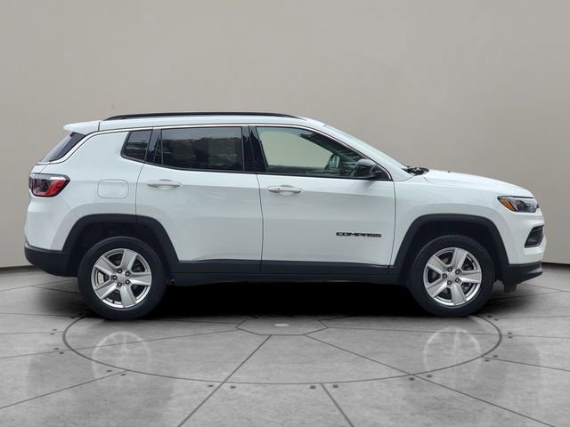 Certified 2022 Jeep Compass Latitude w/ Convenience Group image 13
