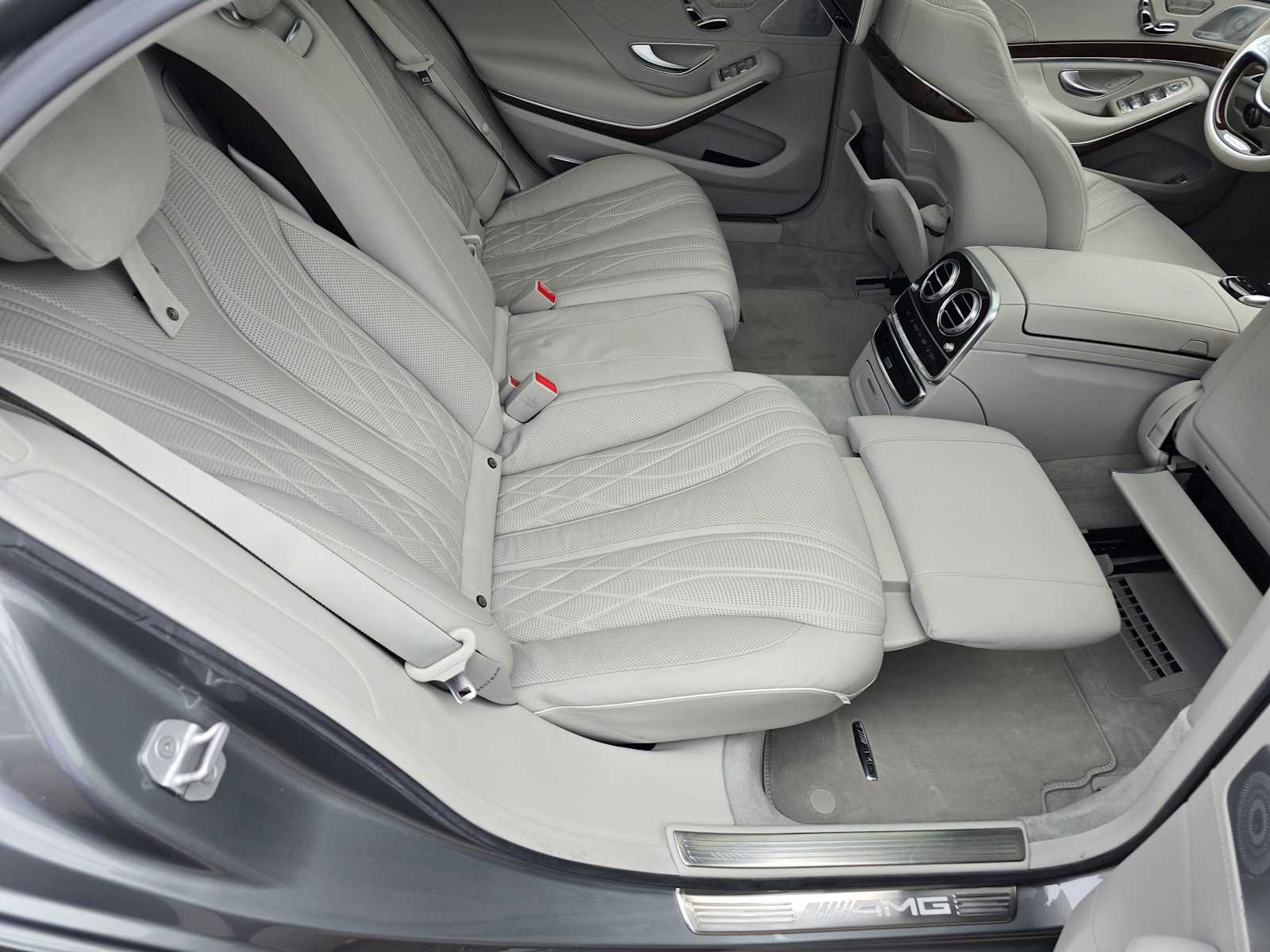 Used 2015 Mercedes-Benz S 65 AMG Sedan image 22