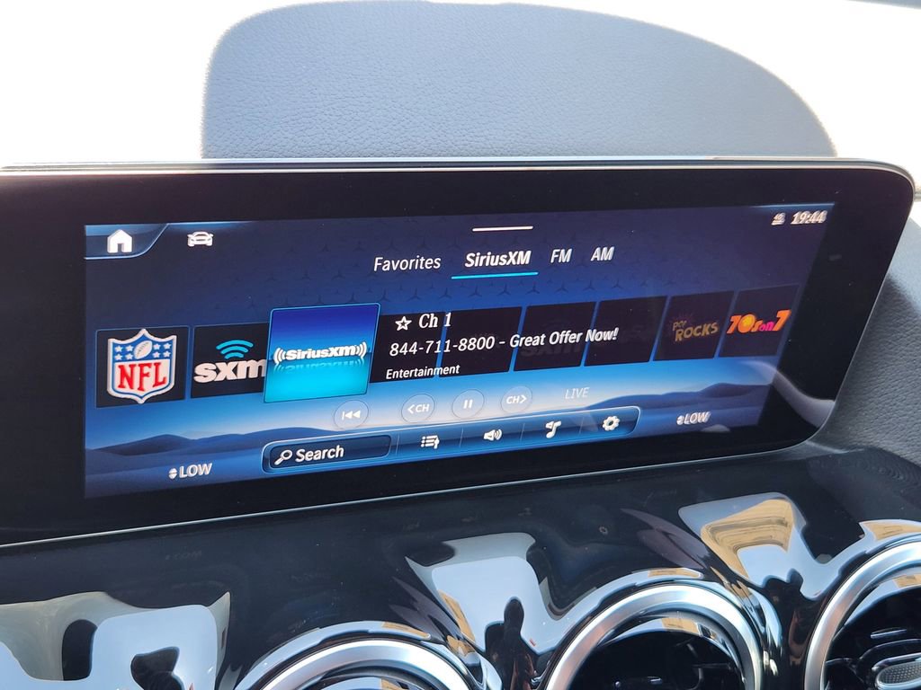 New 2026 Mercedes-Benz GLA 250 4MATIC image 16