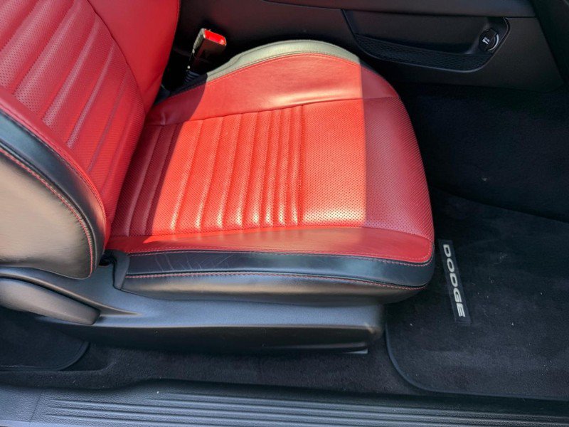 Used 2016 Dodge Challenger R/T Plus RWD image 18